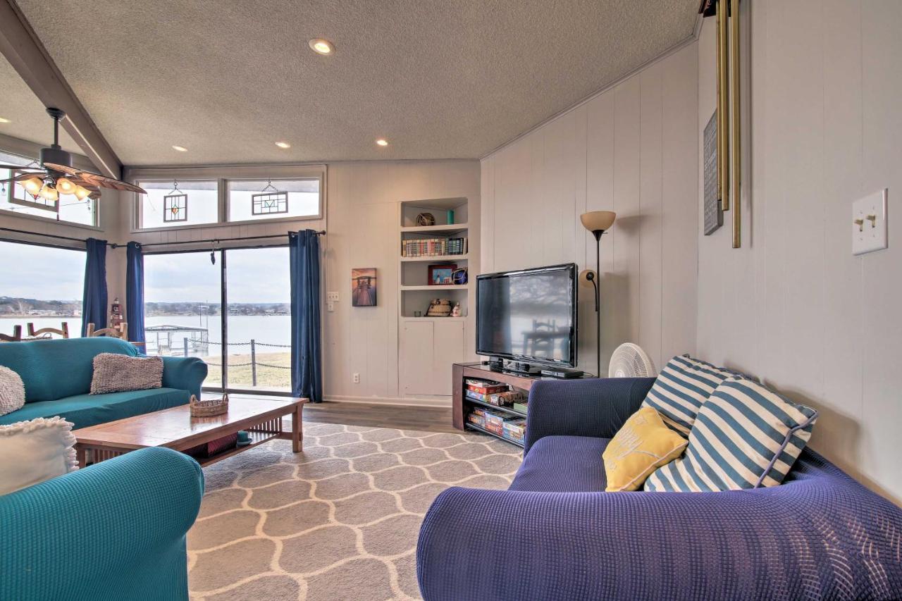 Rustic Lake Buchanan Hideaway With Game Room And Grill Tow Esterno foto