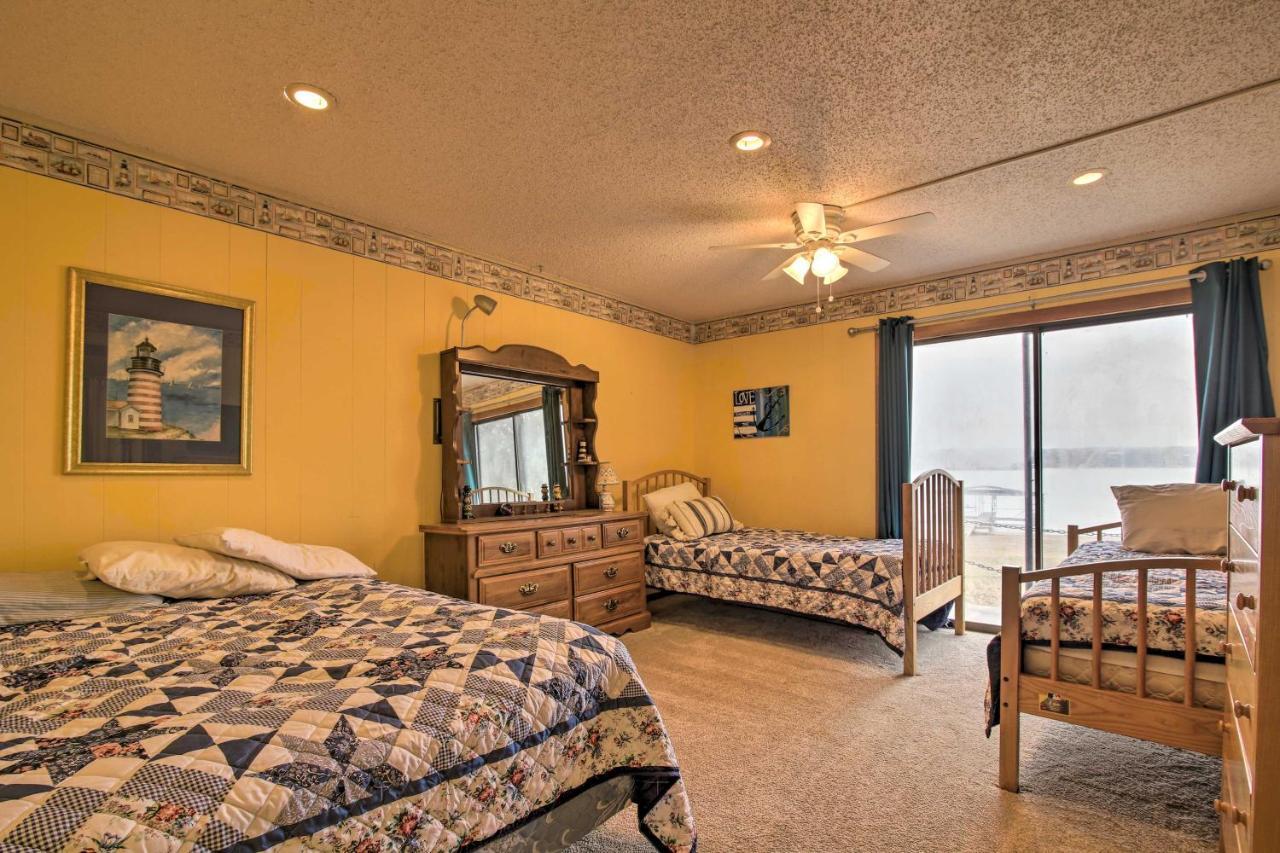 Rustic Lake Buchanan Hideaway With Game Room And Grill Tow Esterno foto