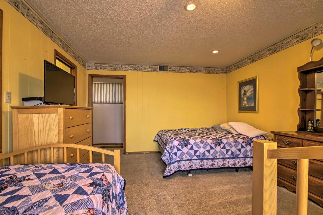 Rustic Lake Buchanan Hideaway With Game Room And Grill Tow Esterno foto