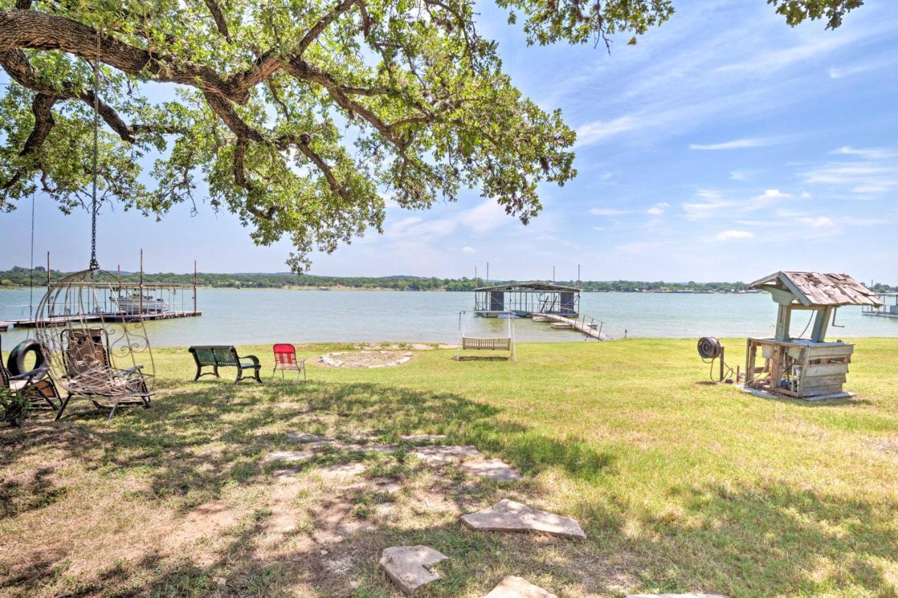 Rustic Lake Buchanan Hideaway With Game Room And Grill Tow Esterno foto